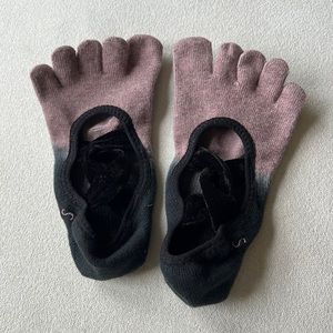 Brand new toe socks grip socks